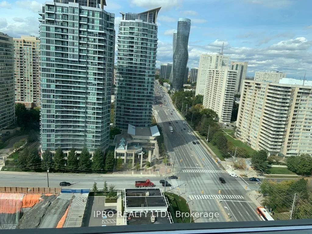 3504, Hurontario, Fairview, Mississauga