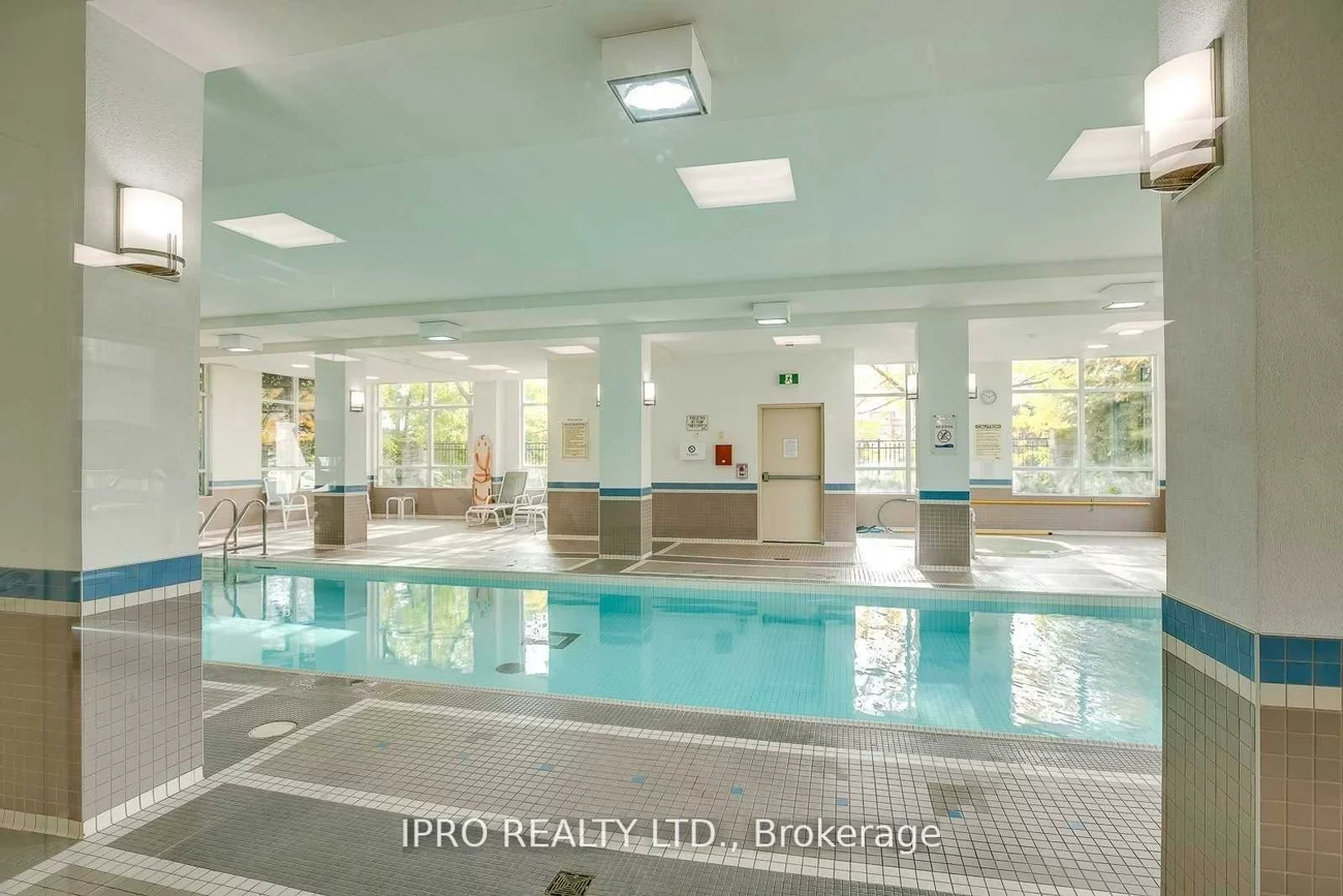 3504, Hurontario, Fairview, Mississauga