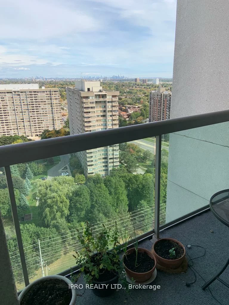 3504, Hurontario, Fairview, Mississauga