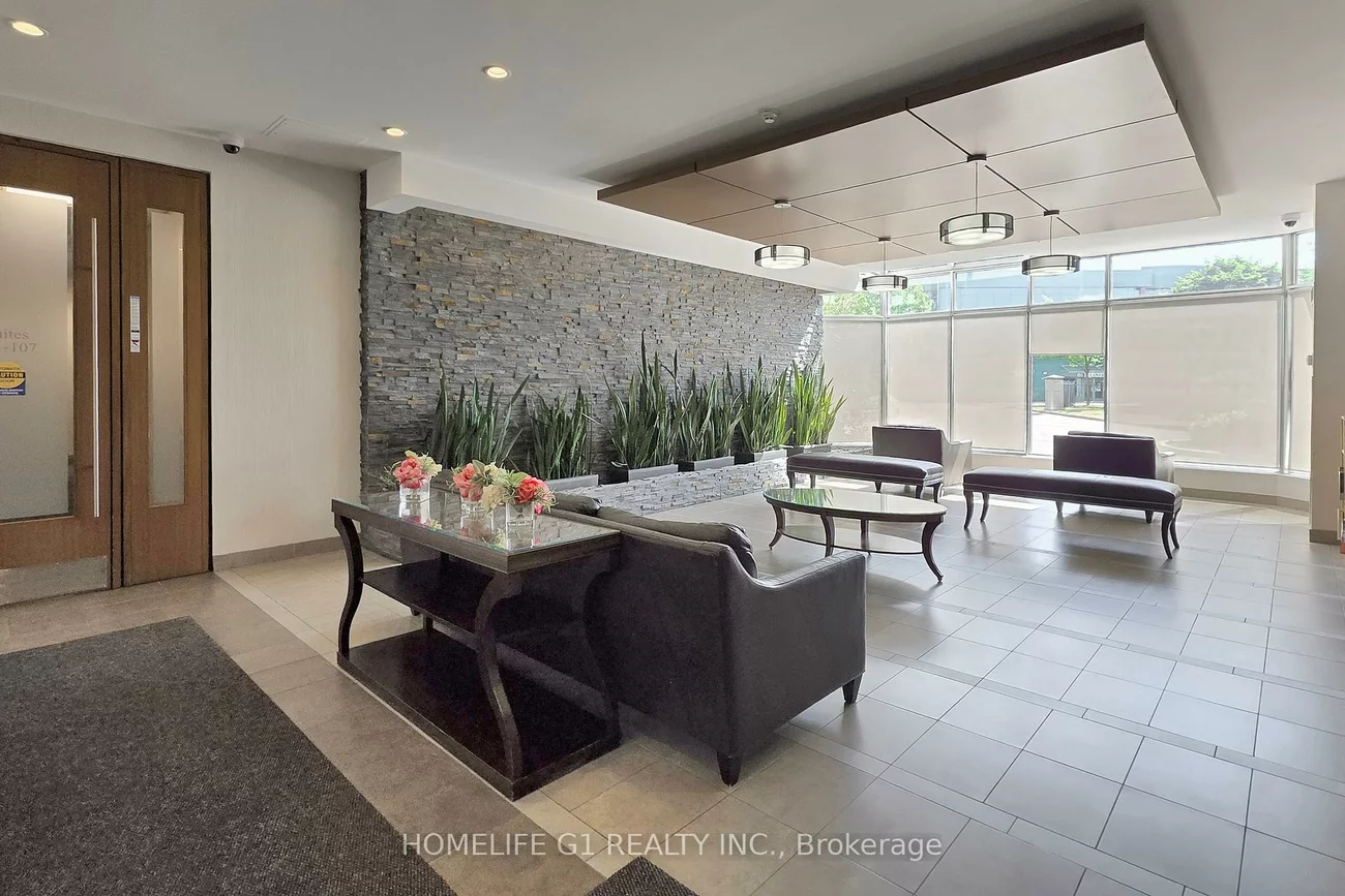 50, Kingsbridge Garden, Hurontario, Mississauga