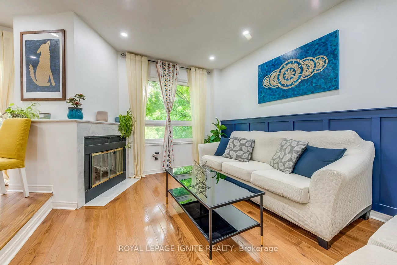 4635, Regents, Hurontario, Mississauga