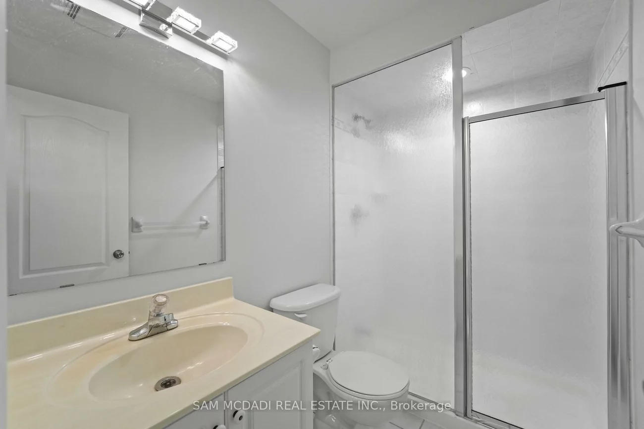 5031, East Mill, East Credit, Mississauga