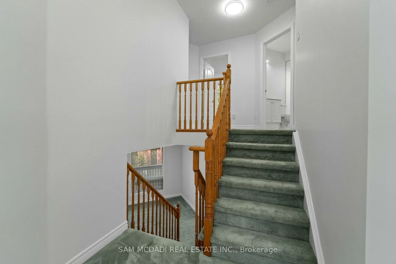 5031, East Mill, East Credit, Mississauga