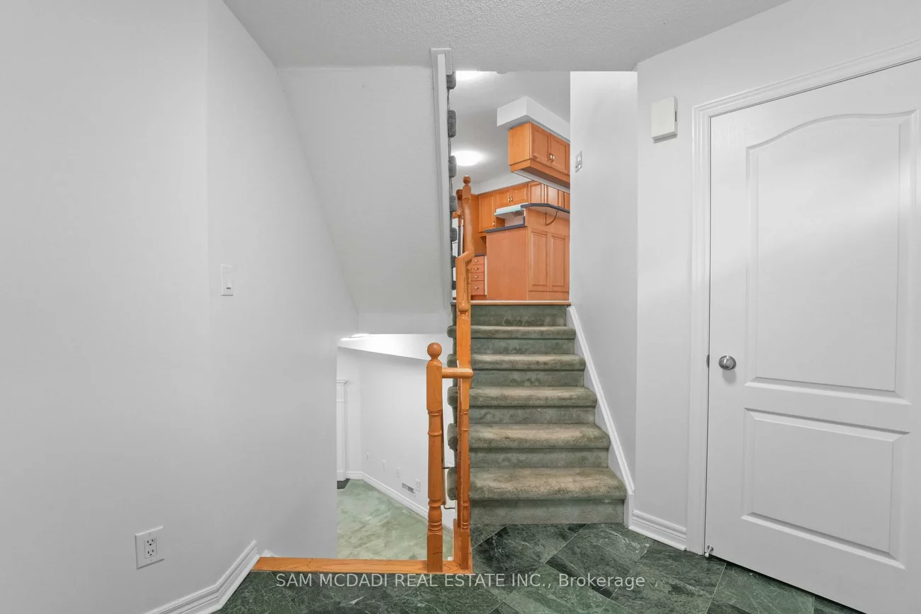 5031, East Mill, East Credit, Mississauga
