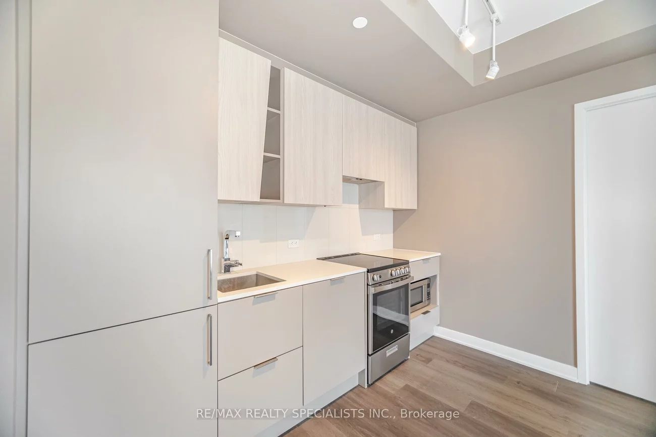 3900, Confederation, City Centre, Mississauga
