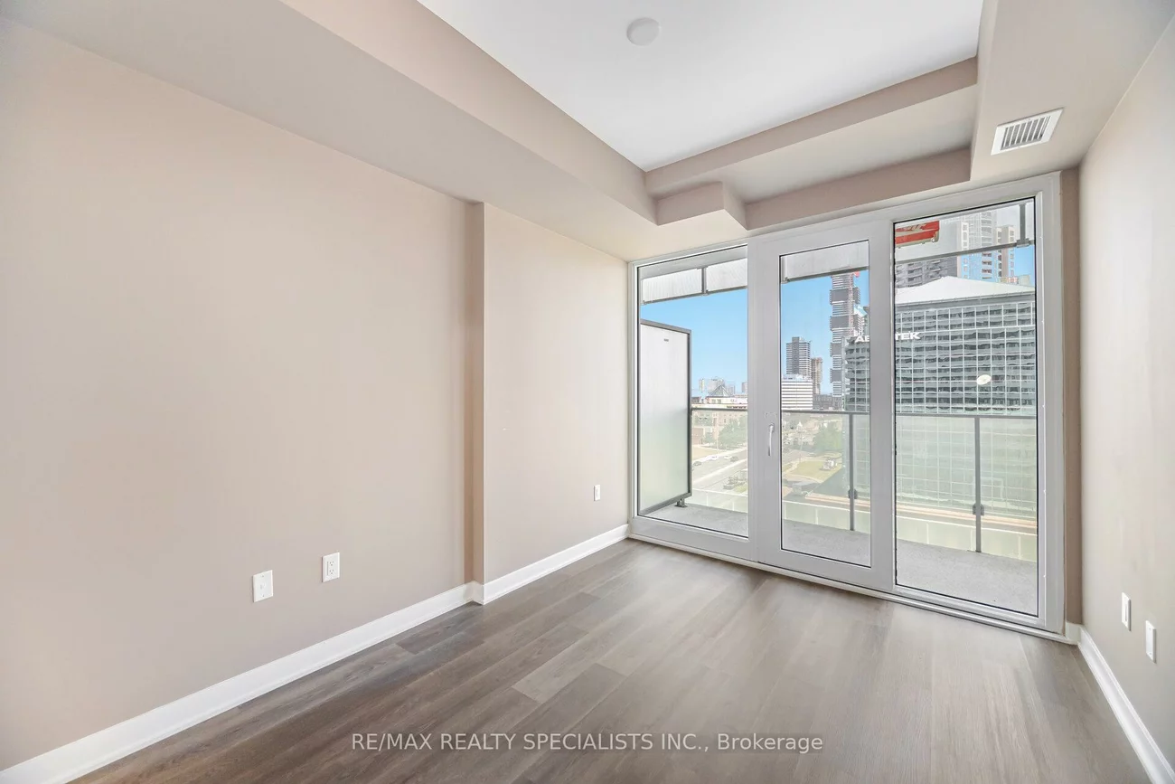 3900, Confederation, City Centre, Mississauga