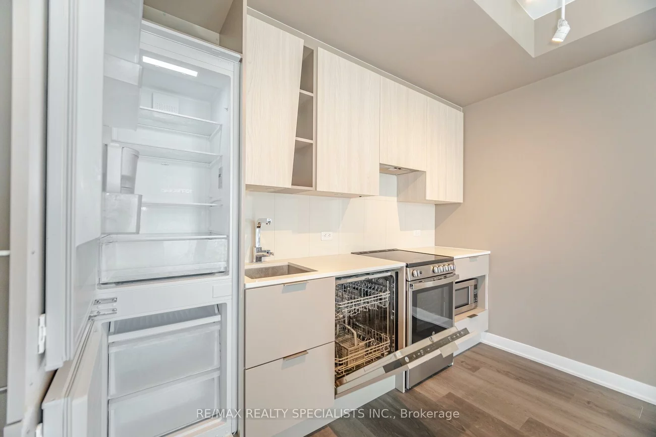 3900, Confederation, City Centre, Mississauga