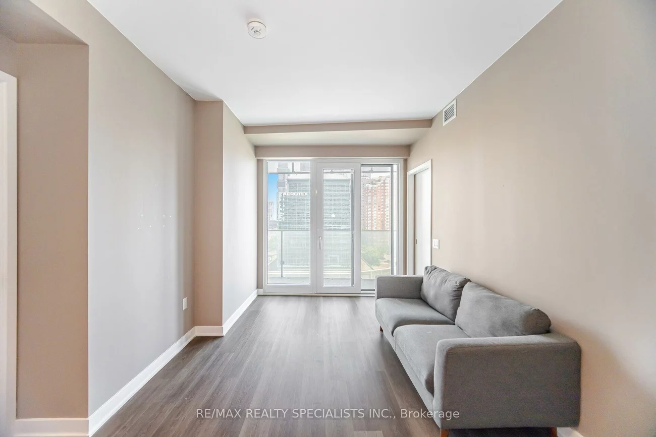 3900, Confederation, City Centre, Mississauga