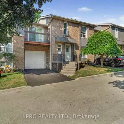 900, Dundas, Erindale, Mississauga