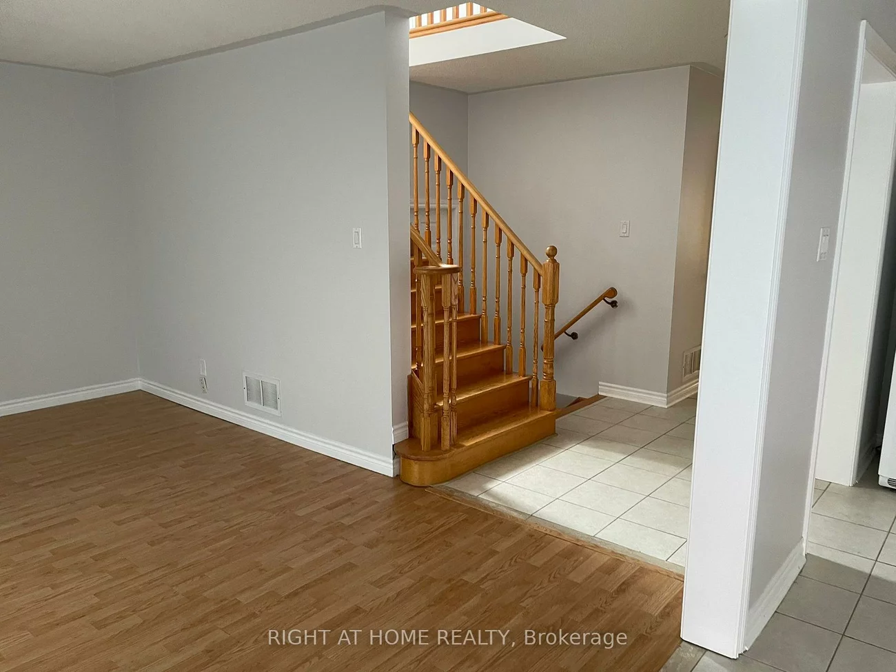335, Webb, City Centre, Mississauga