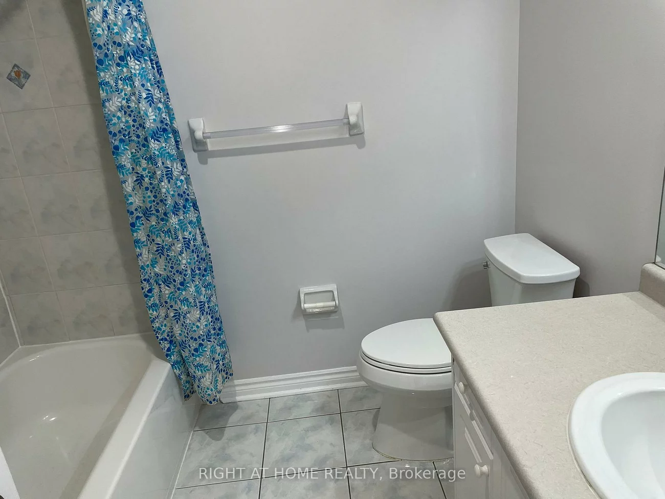 335, Webb, City Centre, Mississauga