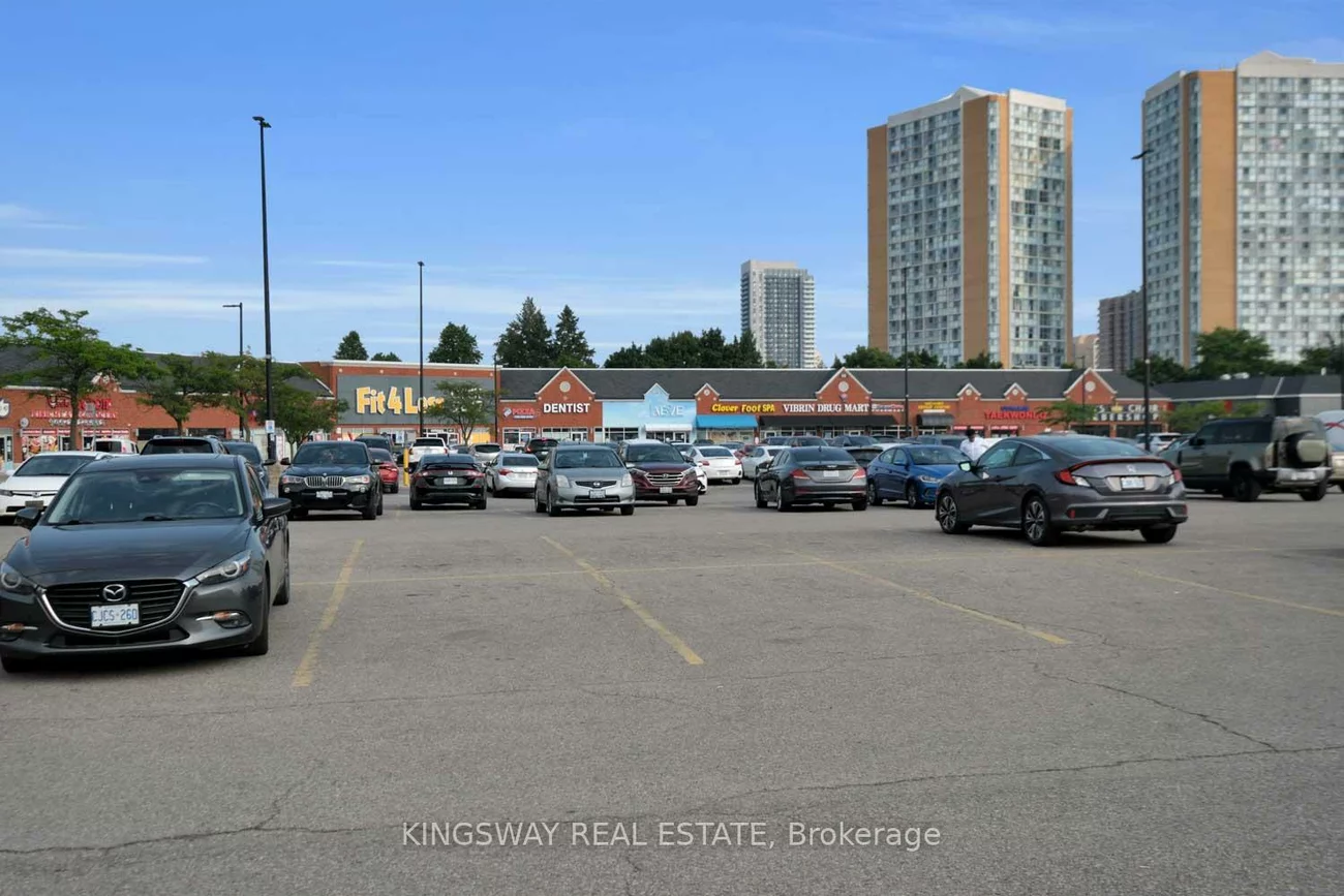 99, Bristol, Hurontario, Mississauga