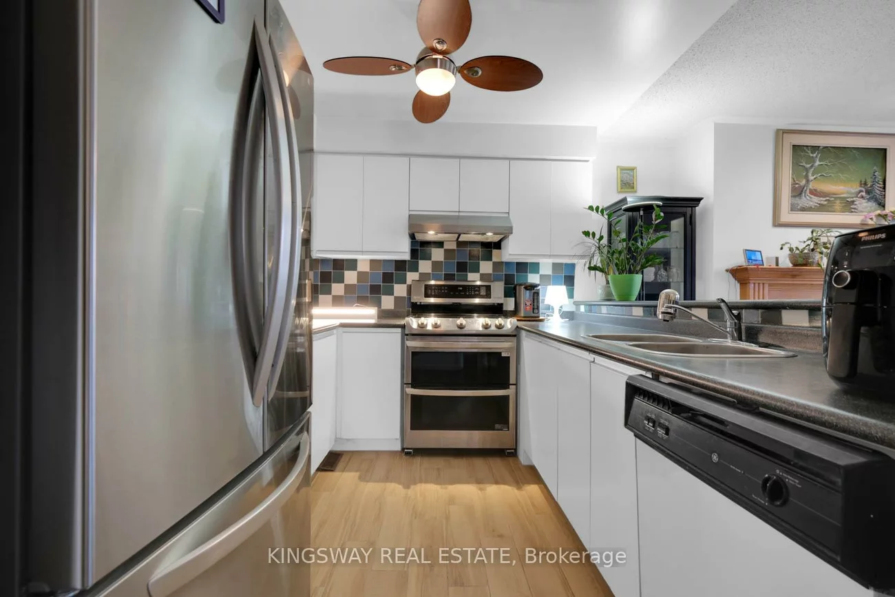 99, Bristol, Hurontario, Mississauga