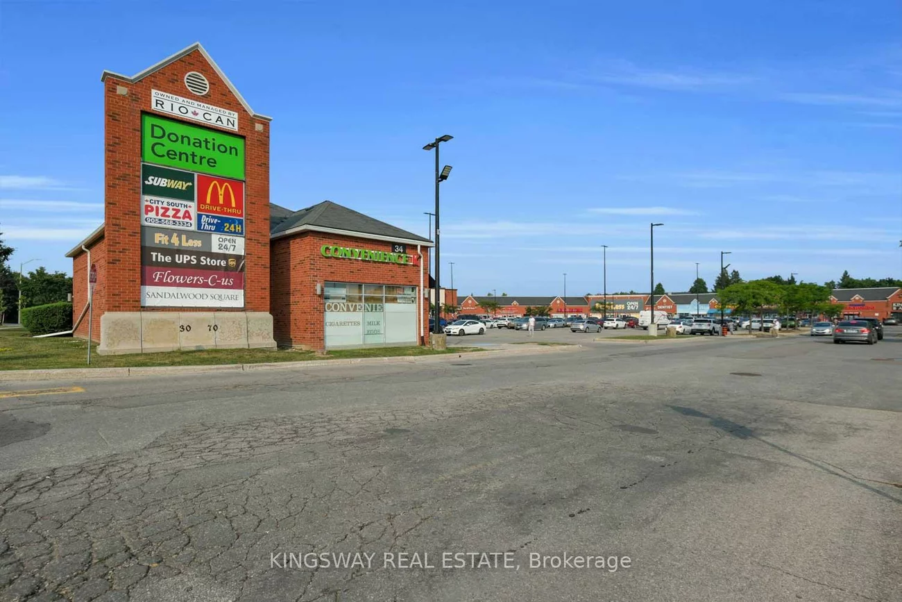 99, Bristol, Hurontario, Mississauga