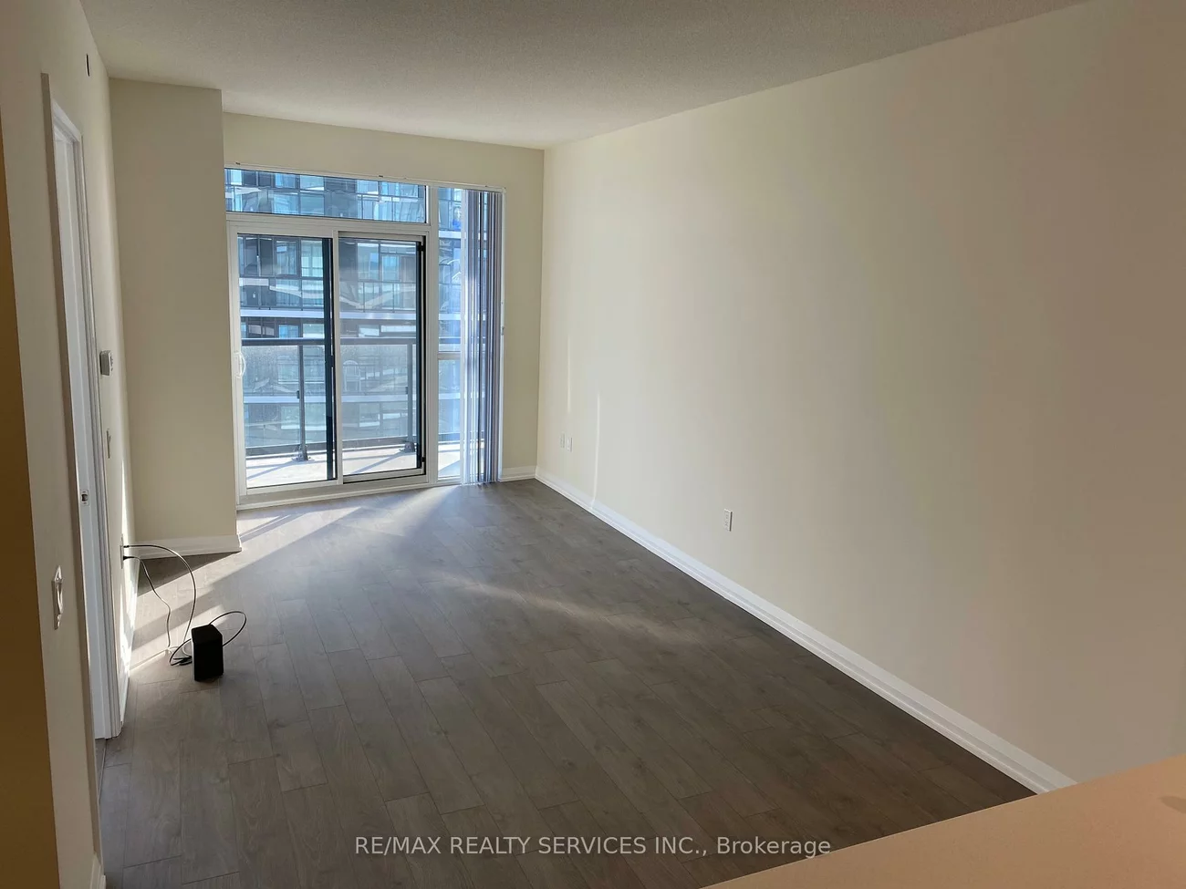 35, Watergarden, Hurontario, Mississauga