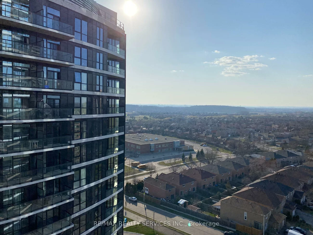 35, Watergarden, Hurontario, Mississauga