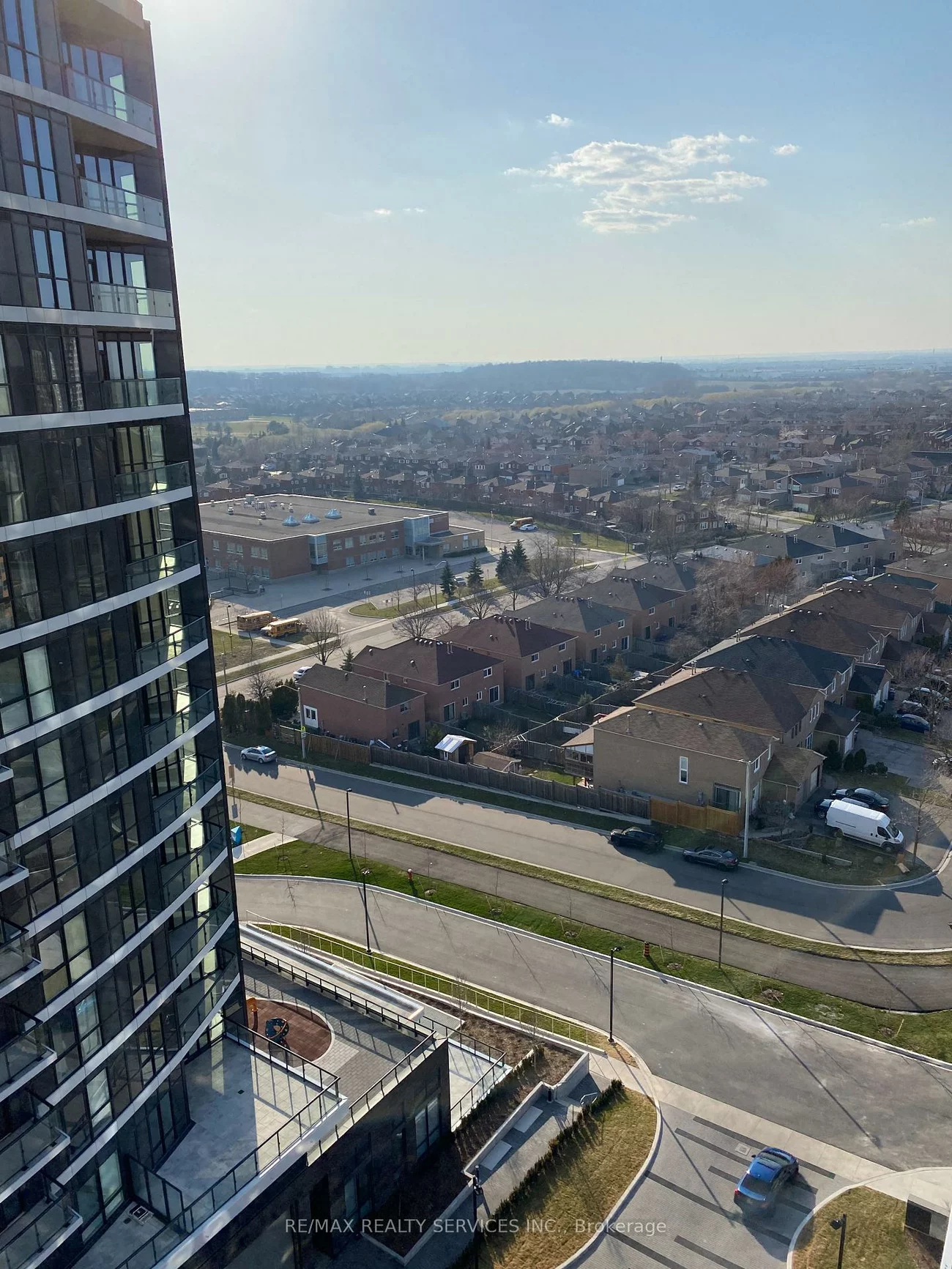 35, Watergarden, Hurontario, Mississauga
