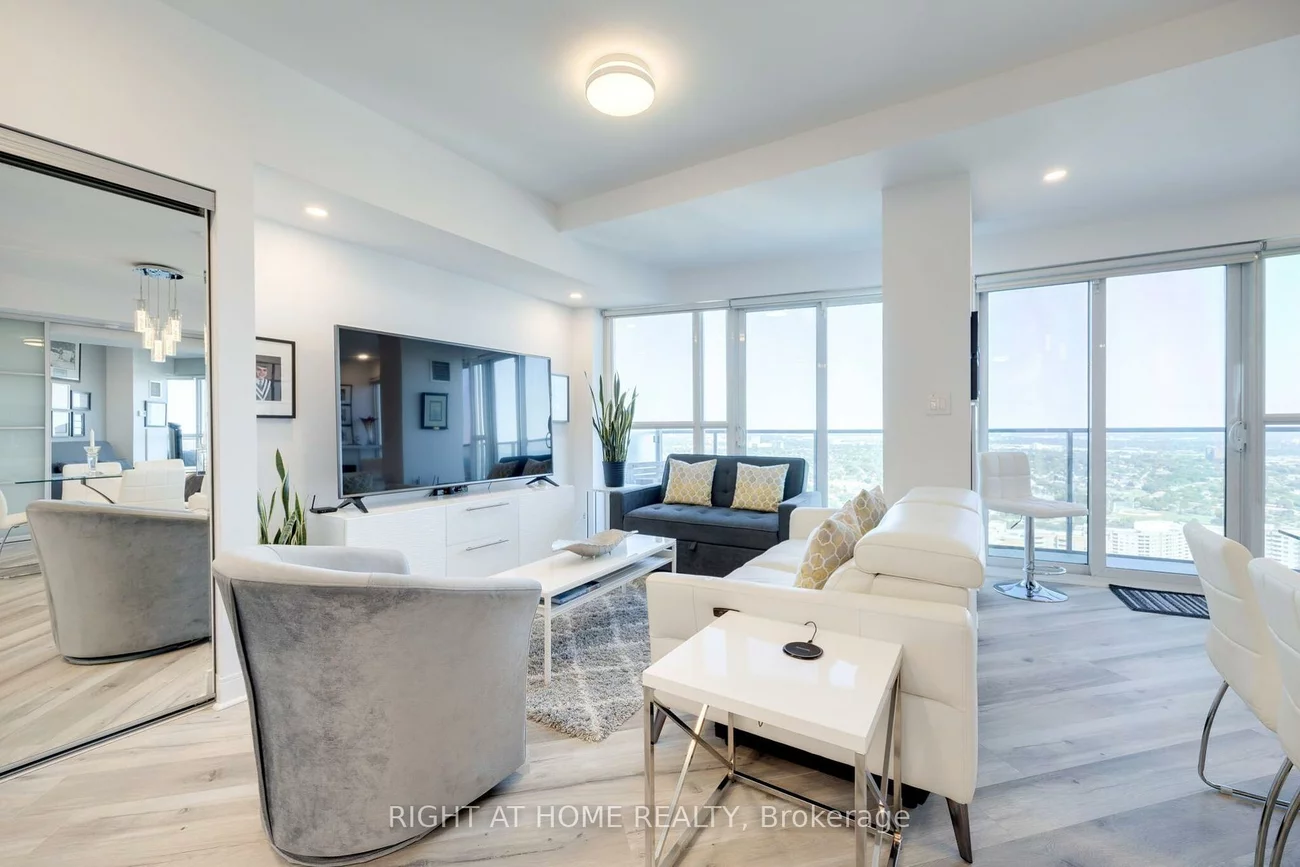 60, Absolute, City Centre, Mississauga