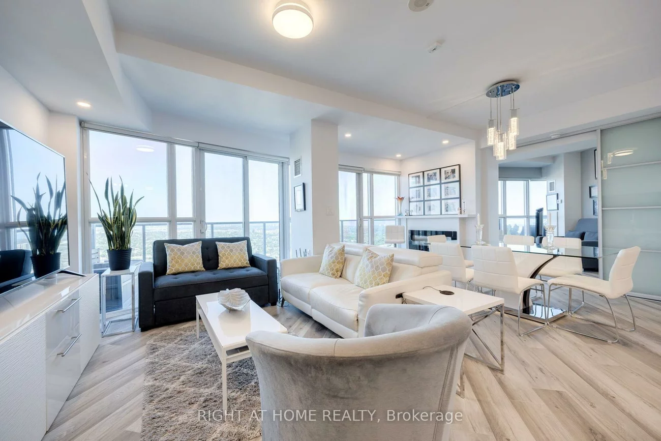 60, Absolute, City Centre, Mississauga