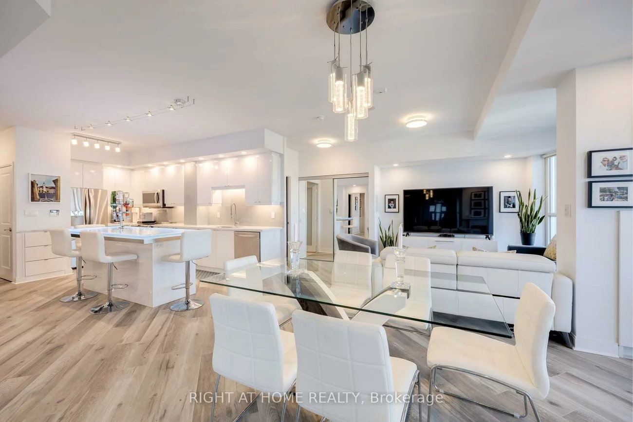 60, Absolute, City Centre, Mississauga