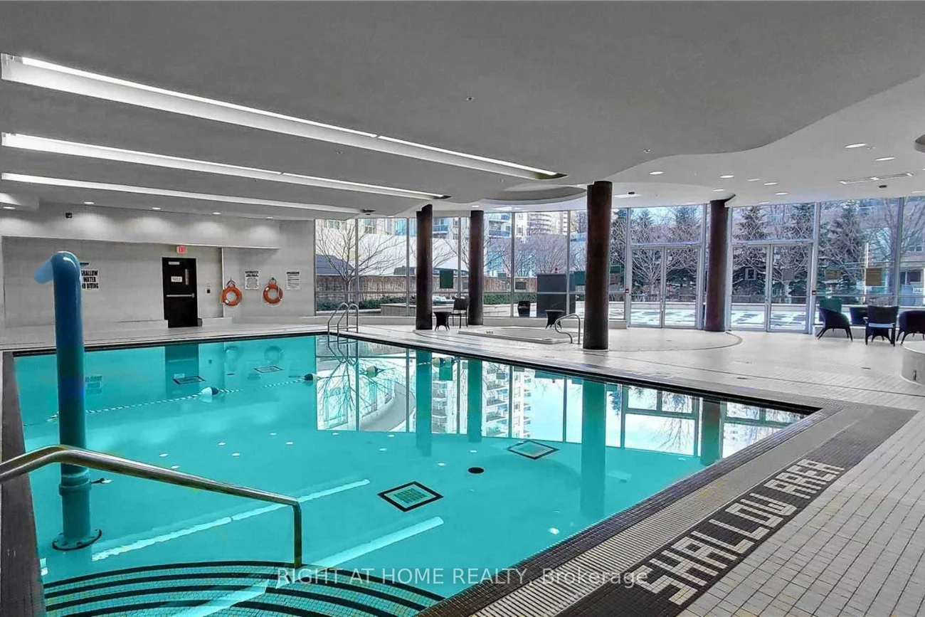 60, Absolute, City Centre, Mississauga