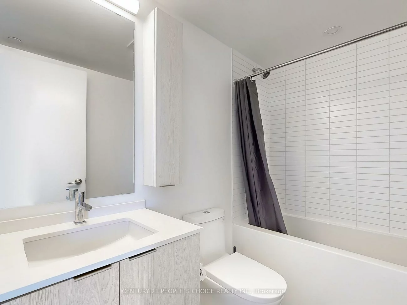 86, Dundas, Cooksville, Mississauga