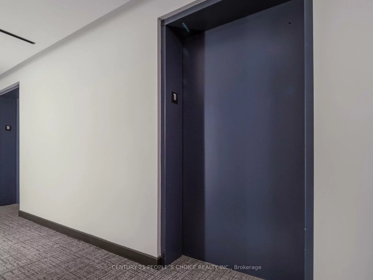 86, Dundas, Cooksville, Mississauga