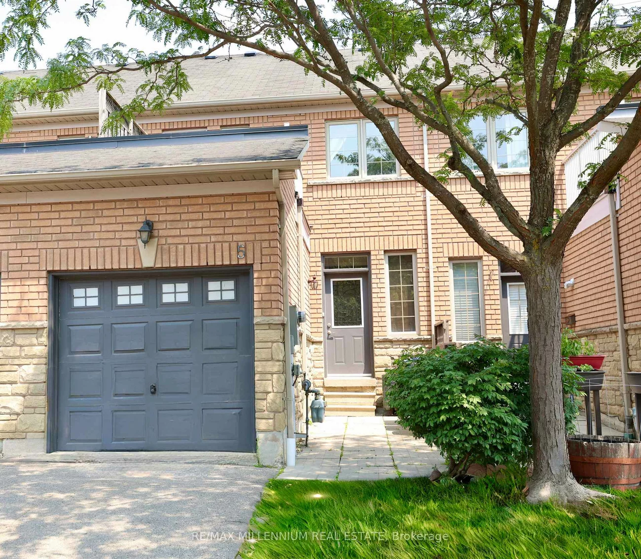 1015, Galesway, East Credit, Mississauga