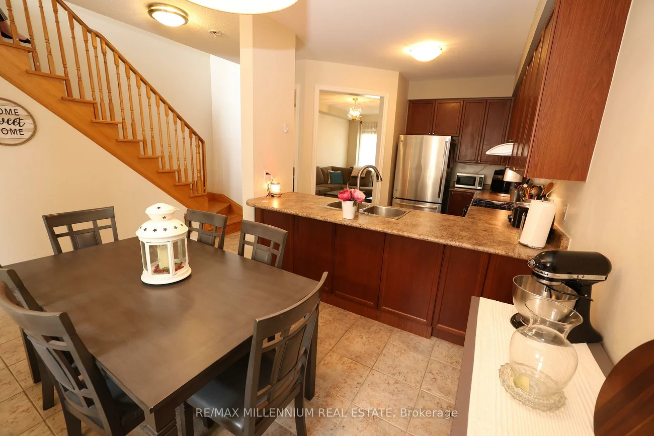 1015, Galesway, East Credit, Mississauga