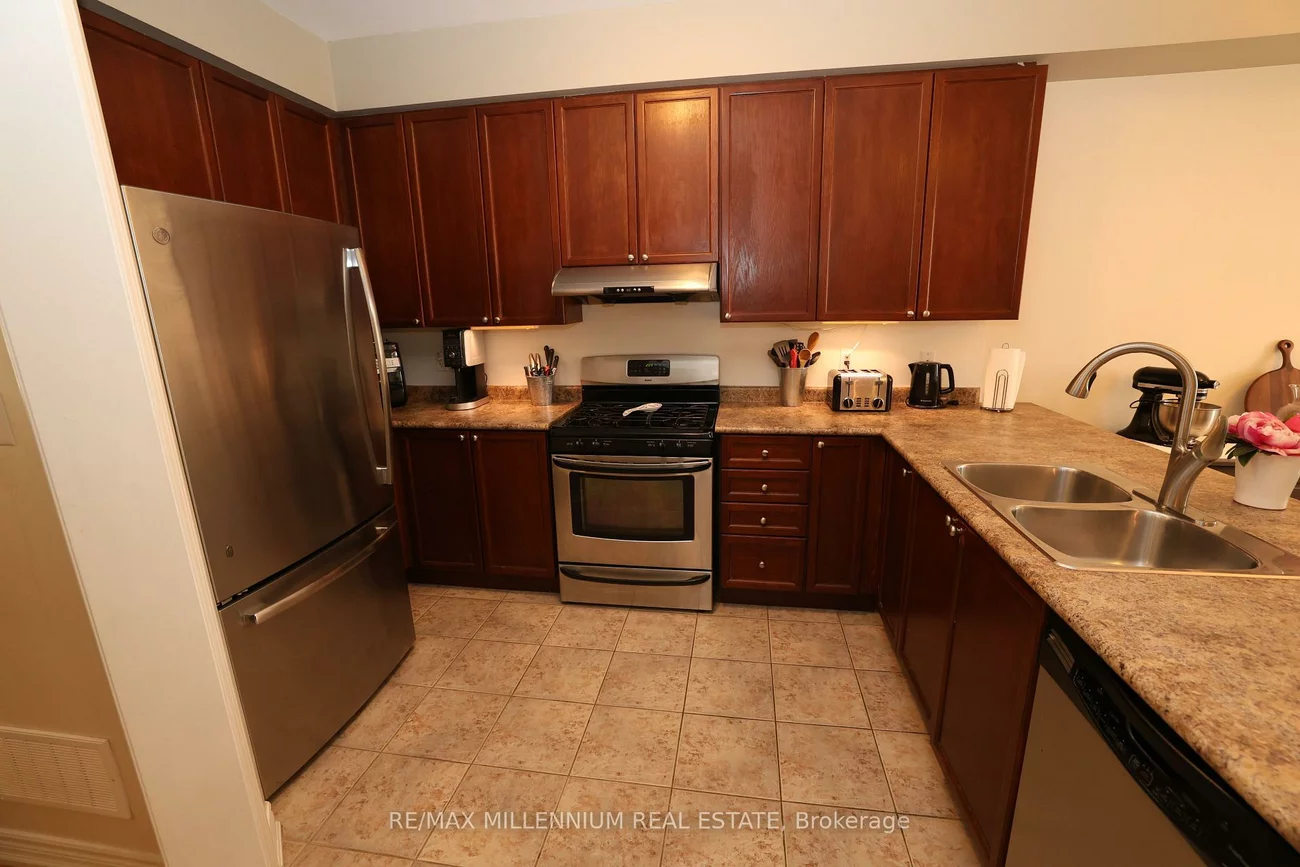 1015, Galesway, East Credit, Mississauga