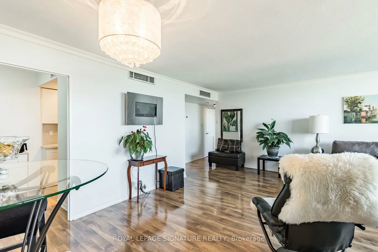 1333, Bloor, Applewood, Mississauga