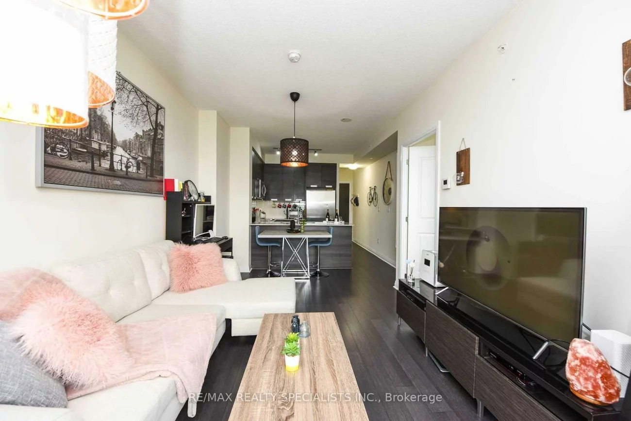 5033, Four Springs, Hurontario, Mississauga