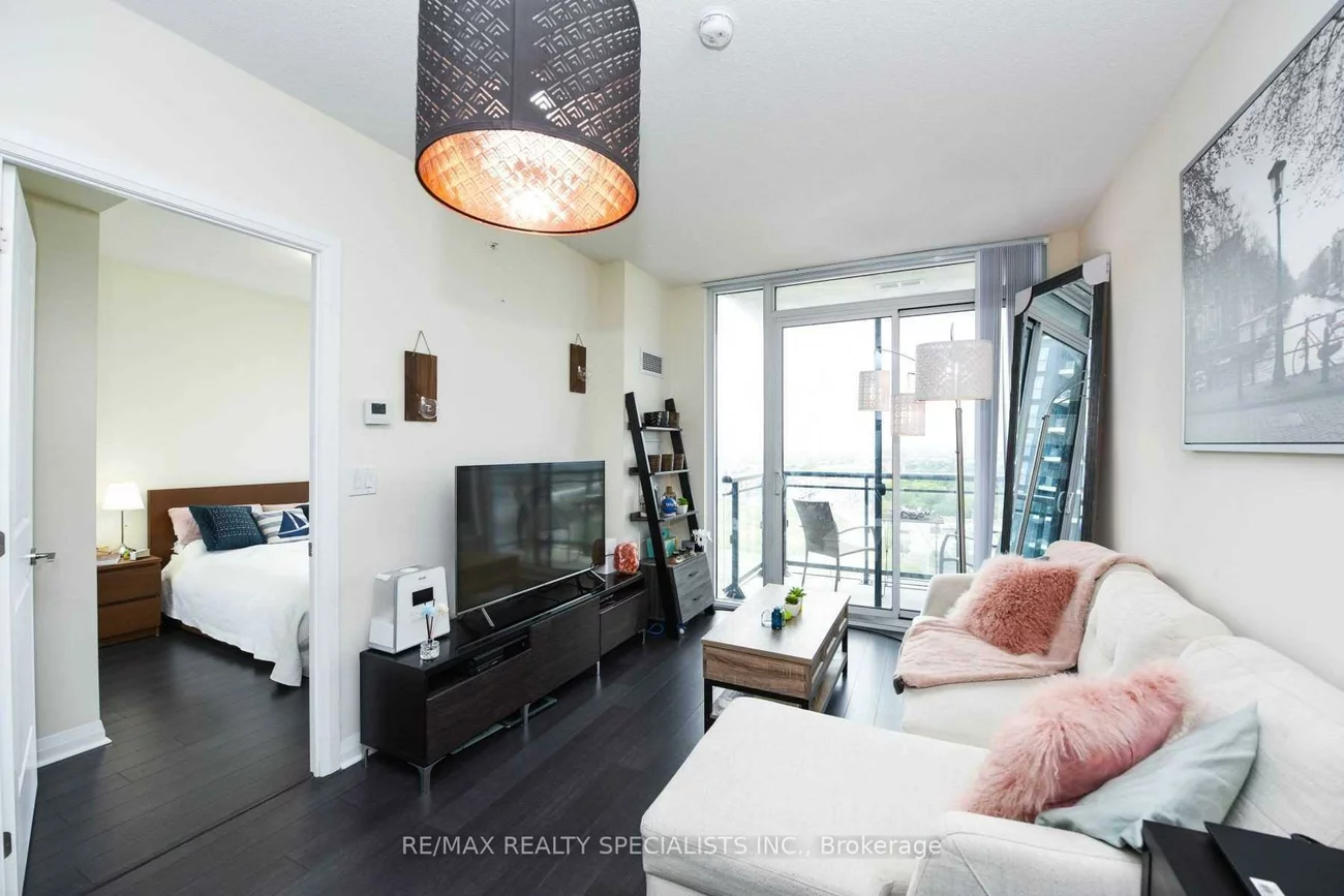 5033, Four Springs, Hurontario, Mississauga