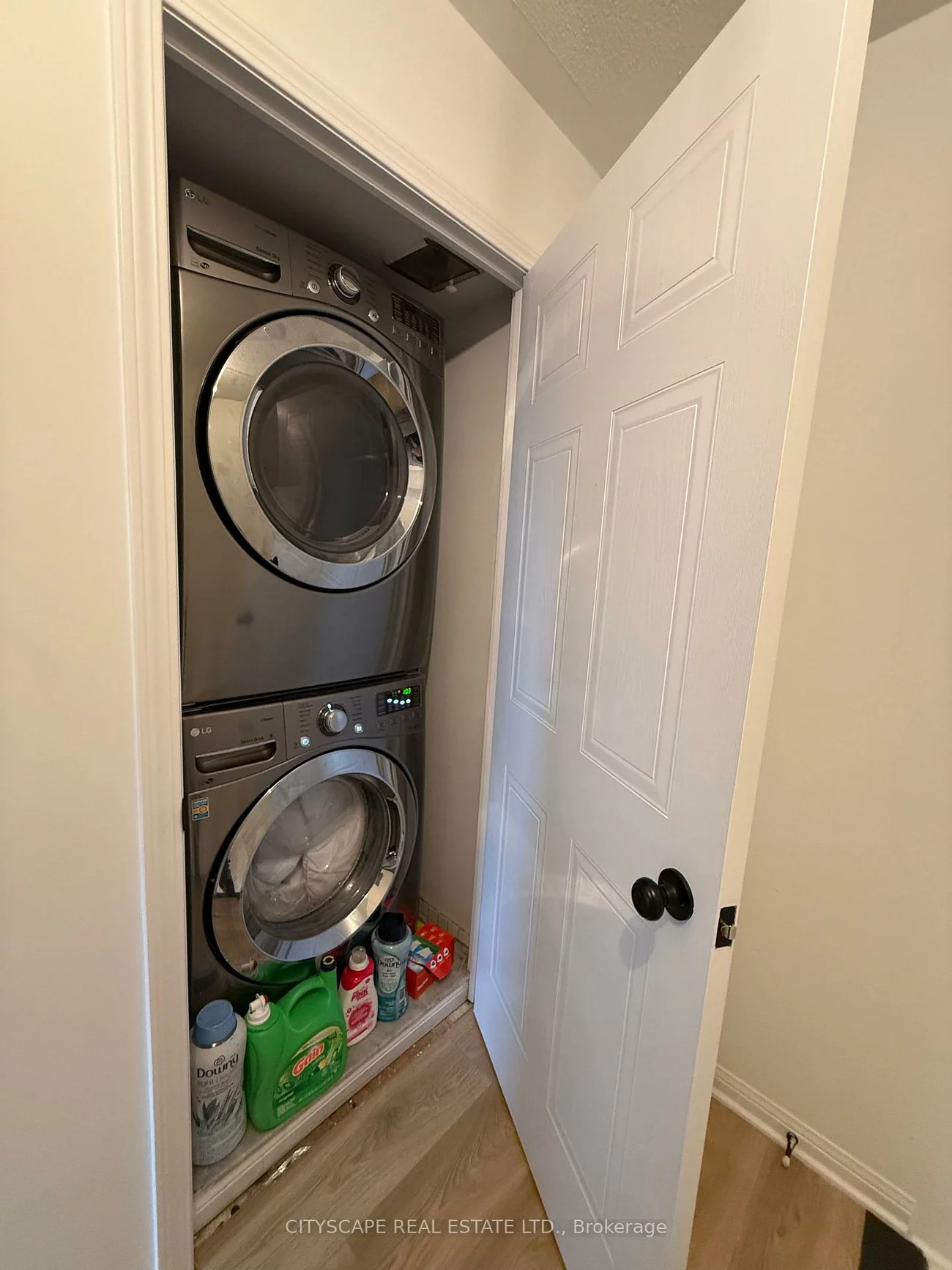 4620, Guildwood, Hurontario, Mississauga