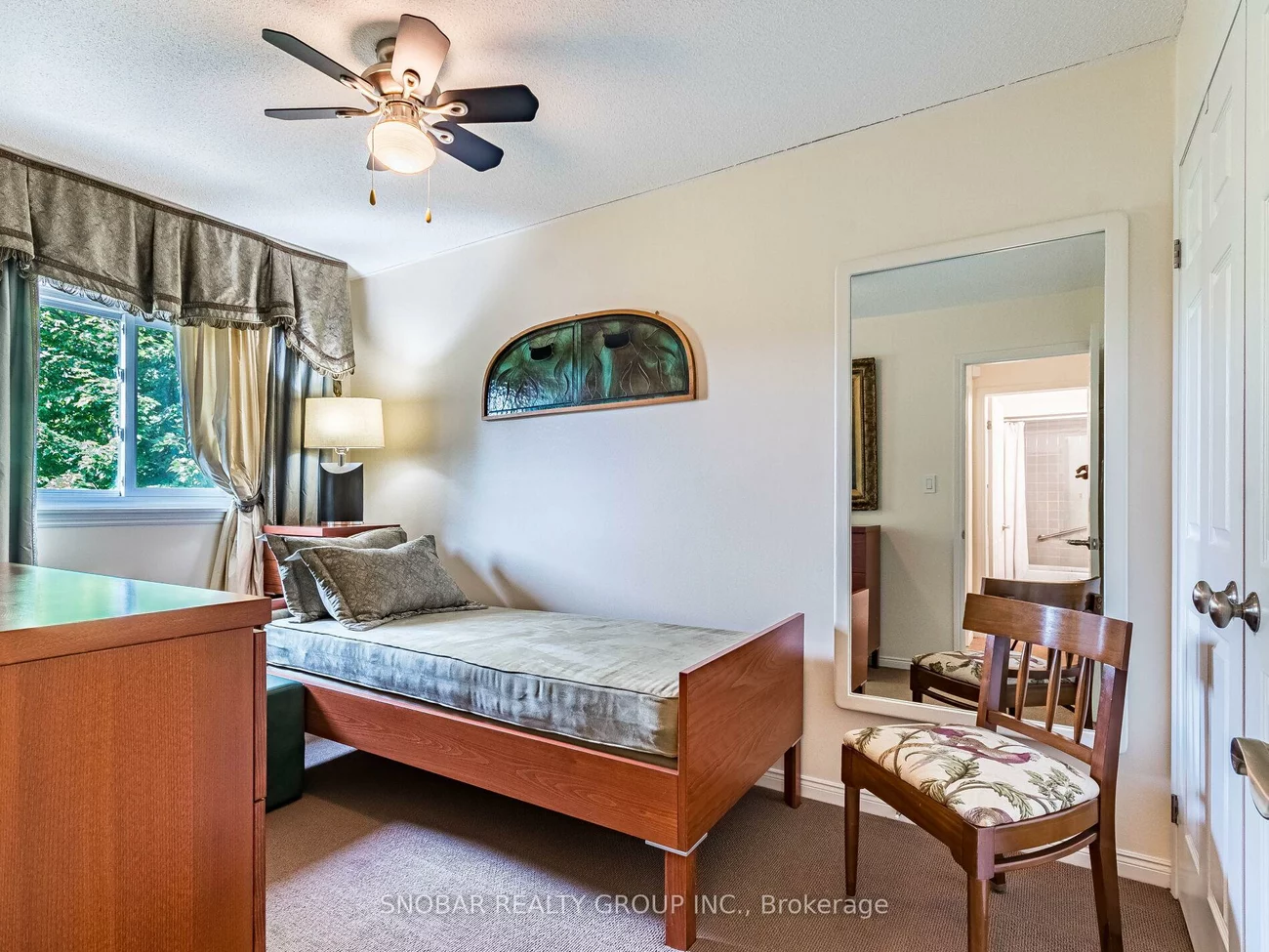 1100, Queen, Lorne Park, Mississauga
