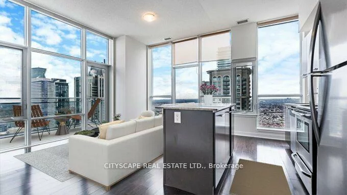 360, Square One, City Centre, Mississauga
