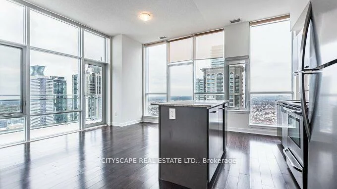 360, Square One, City Centre, Mississauga