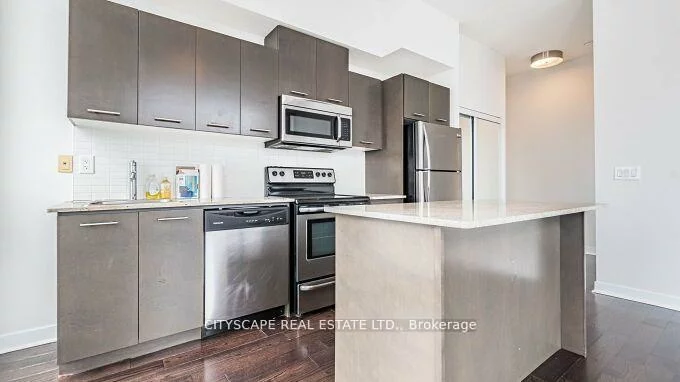 360, Square One, City Centre, Mississauga
