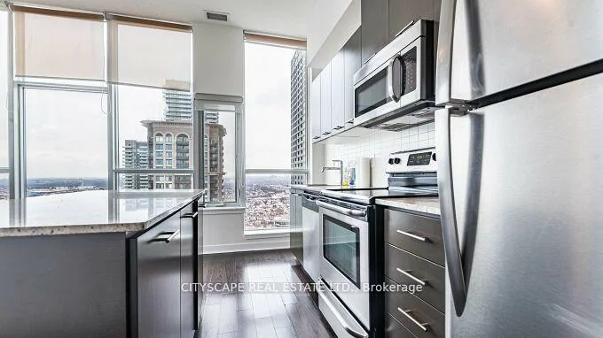 360, Square One, City Centre, Mississauga