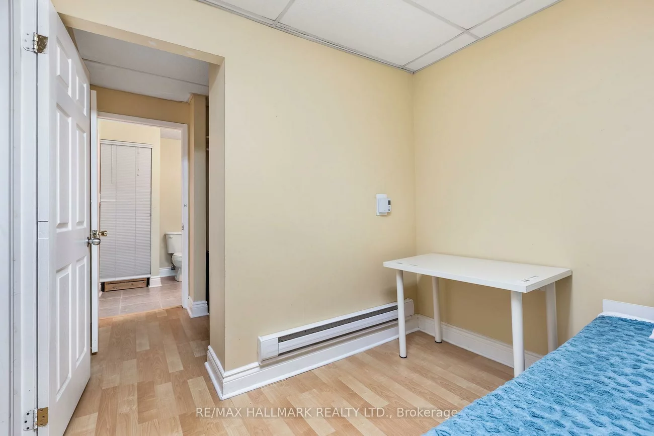 3040, Constitution, Applewood, Mississauga