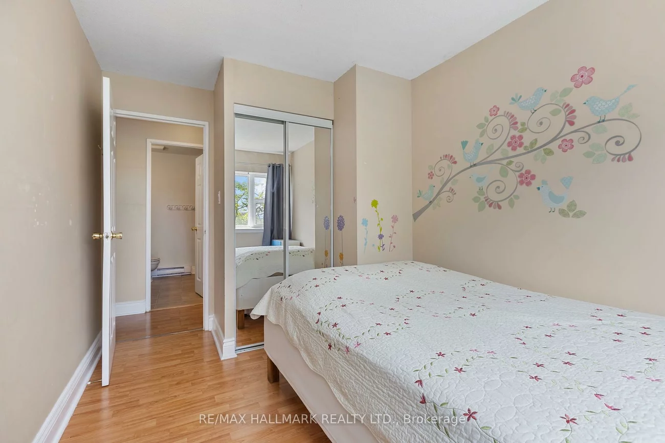 3040, Constitution, Applewood, Mississauga