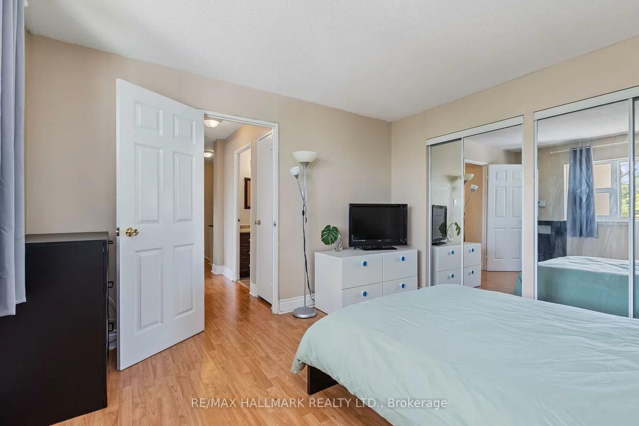 3040, Constitution, Applewood, Mississauga