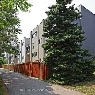 3040, Constitution, Applewood, Mississauga