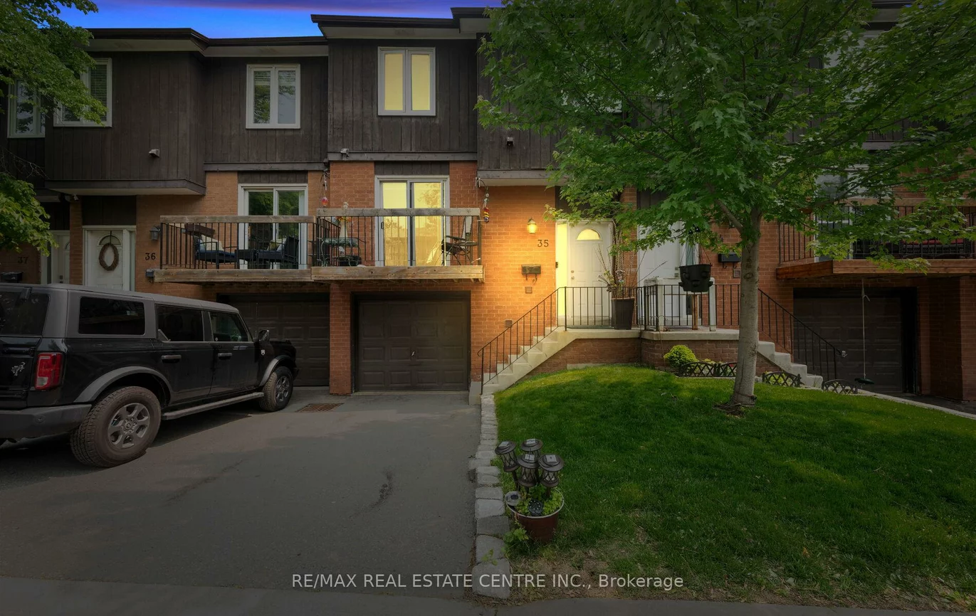750, Burnhamthorpe, Applewood, Mississauga