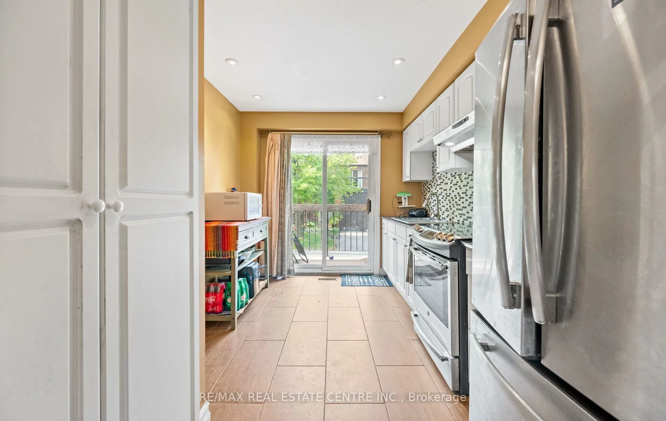 750, Burnhamthorpe, Applewood, Mississauga