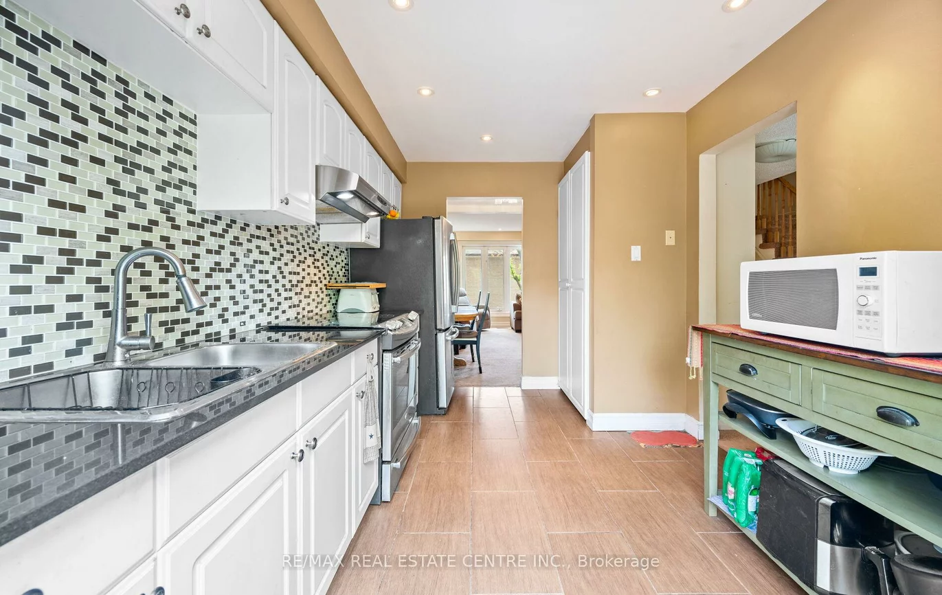 750, Burnhamthorpe, Applewood, Mississauga