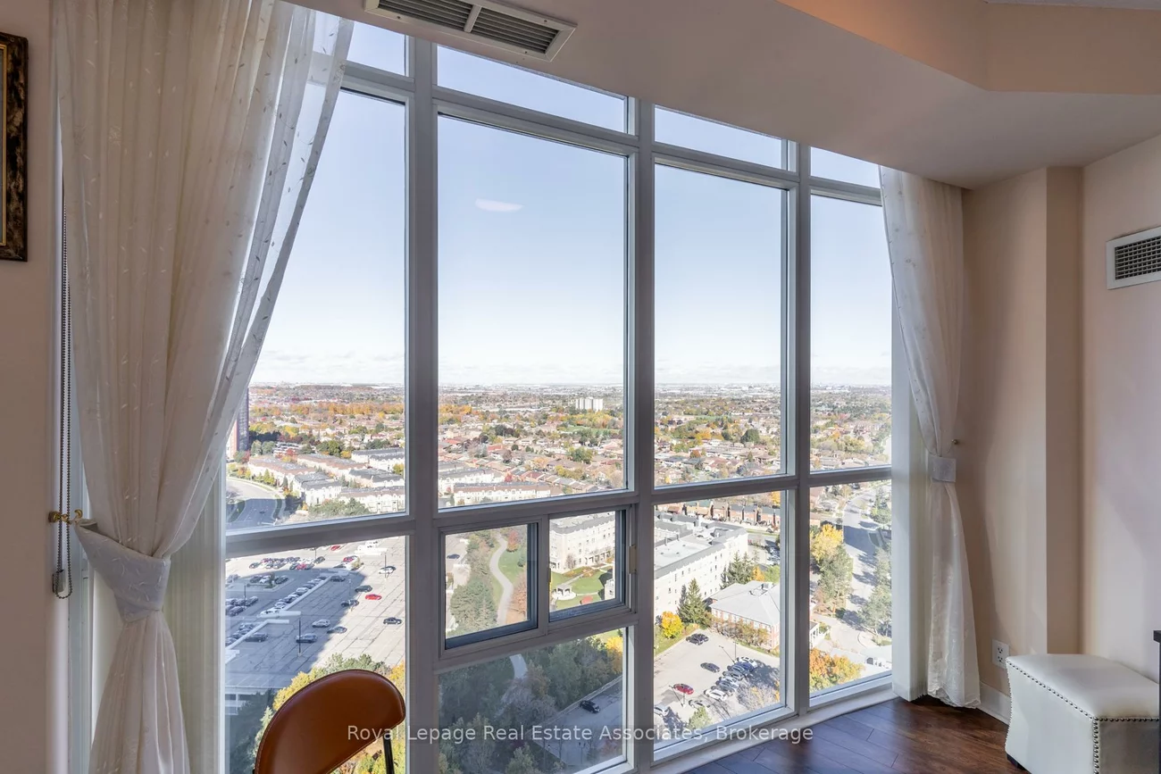 90, Absolute, City Centre, Mississauga