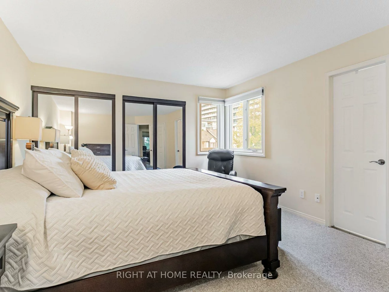 2275, Credit Valley, Central Erin Mills, Mississauga