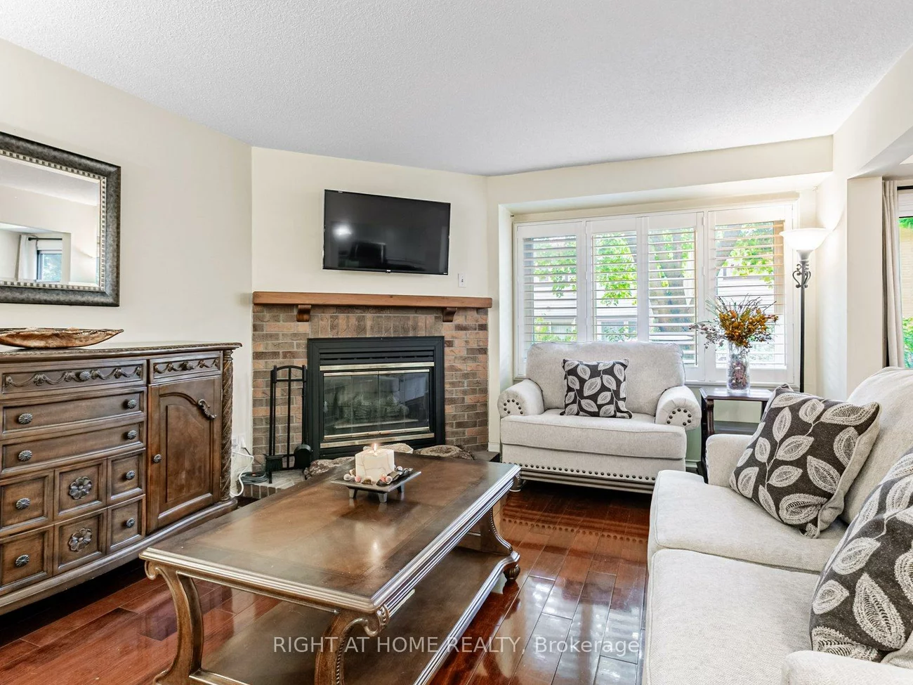 2275, Credit Valley, Central Erin Mills, Mississauga