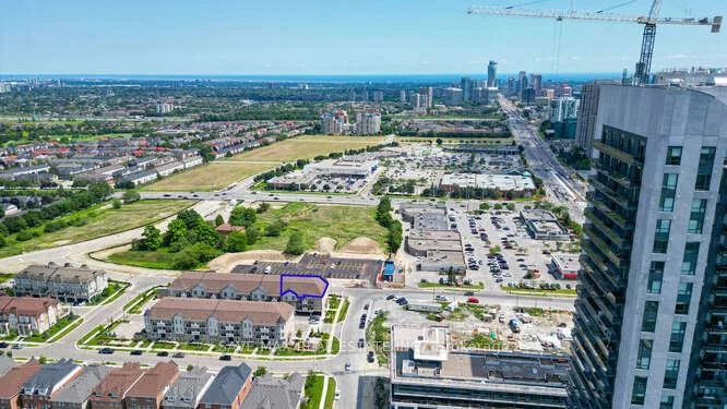 62, Preston Meadow, Hurontario, Mississauga